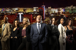 Las Vegas - James LESURE - Vanessa MARCIL - Molly SIMS - James CAAN - Josh DUHAMEL - Marsha THOMASON - Nikki COX