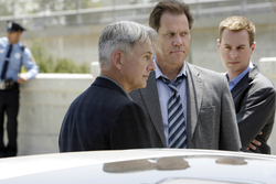 N.C.I.S. : Enquêtes spéciales - Délit d'initié - Mark Harmon - Jack Conley