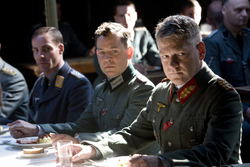 Walkyrie - Tom Hollander, Kenneth Branagh